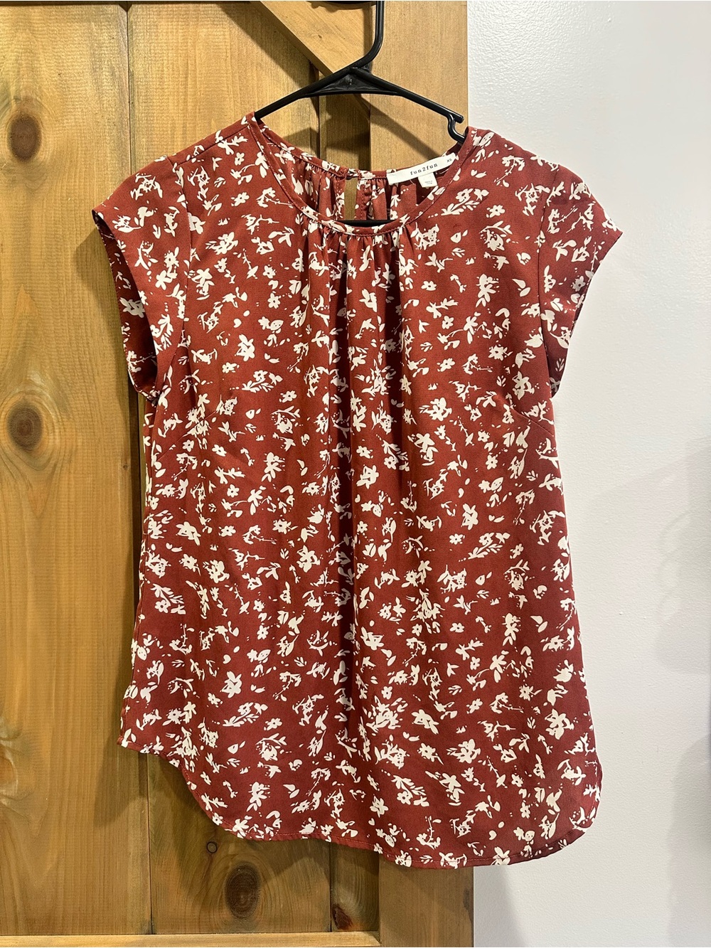 Rust Floral Cap-Sleeve Blouse with Gathered Neckline